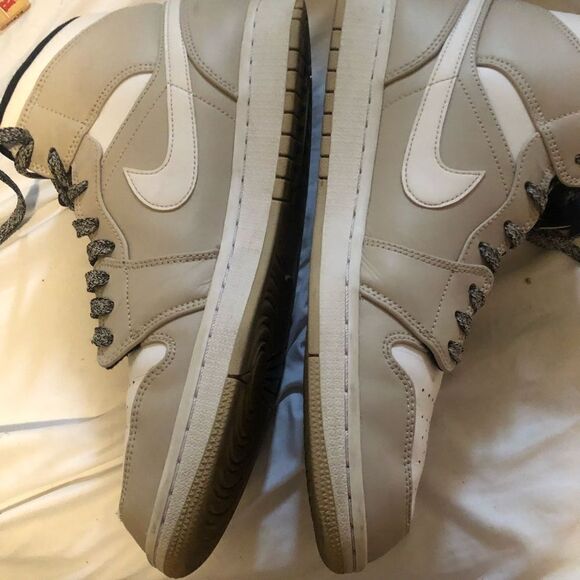 Jordan 1 cool grey not Yeezy or Jordan 3 or Nike dunk desert sand - Picture 4 of 6